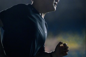 九游体育下载-关于Uzi重返赛场，领先优势明显首场状态出色，巴塞罗那观众沸腾！上演精彩一战的信息