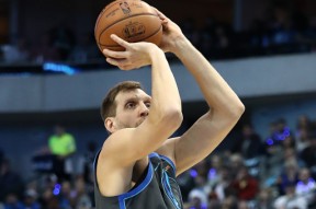 九游体育官网-包含多伦多猛龙训练开放日，今晚伤情更新引欢呼，NBA总决赛在即，医务组通报恢复的词条